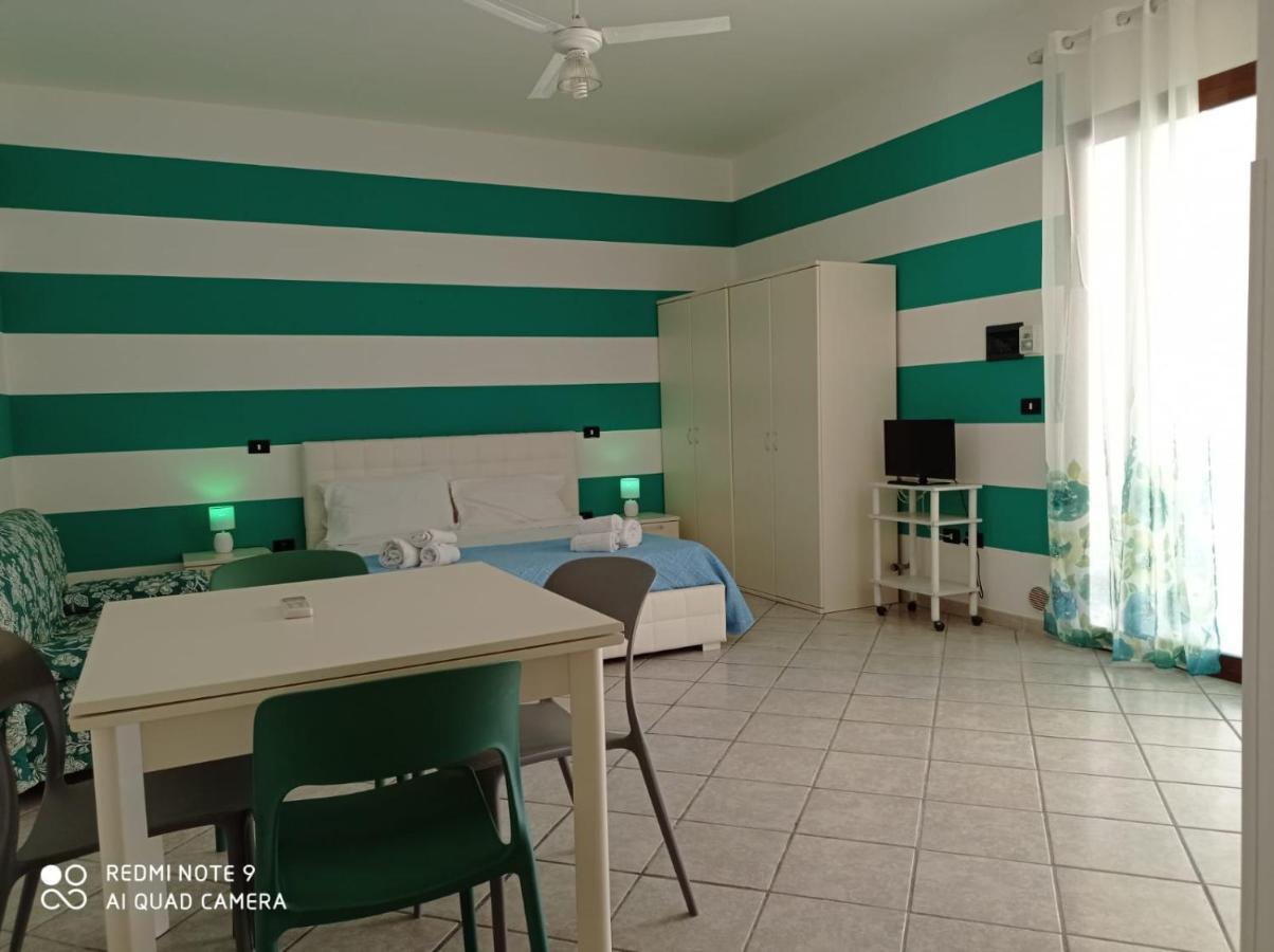 Corte Nel Borgo Apartment Minervino di Lecce Exterior photo